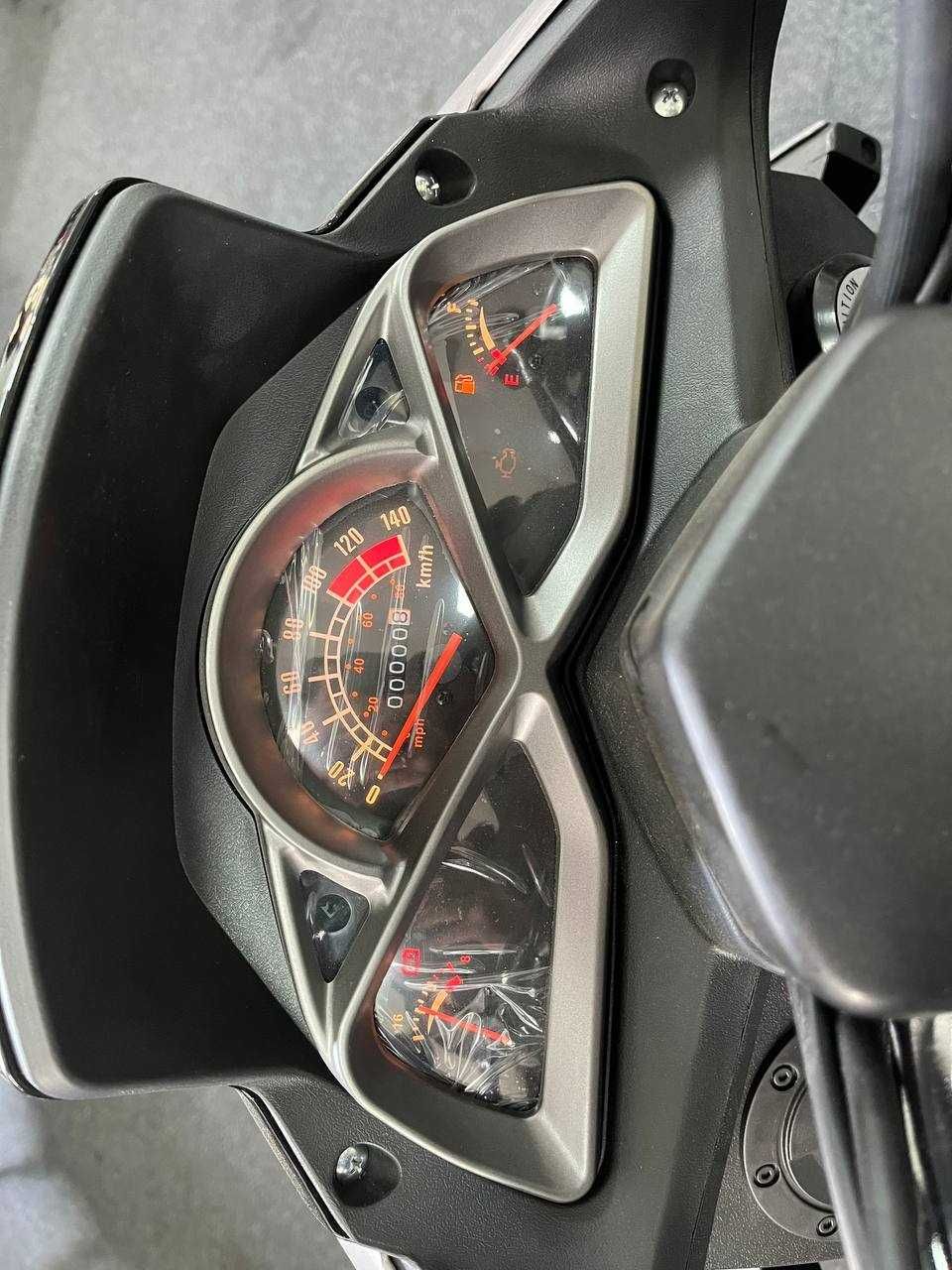 Скутер SPARK SP150S-18