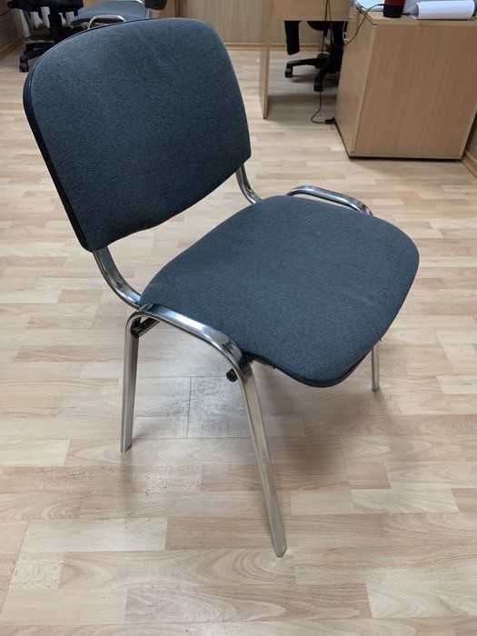 Широкие удобные стулья «Iso» ( Киев, м.Святошин )