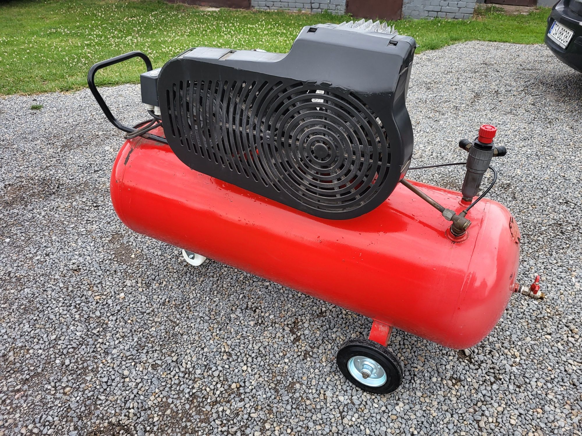 Kompresor 200L sprzedam..