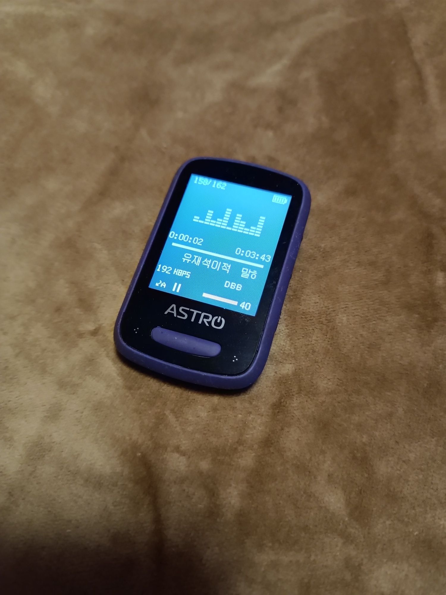 MP3-плеер Astro M4 8GB+2GB карта.