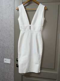 Біла сукня бандаж