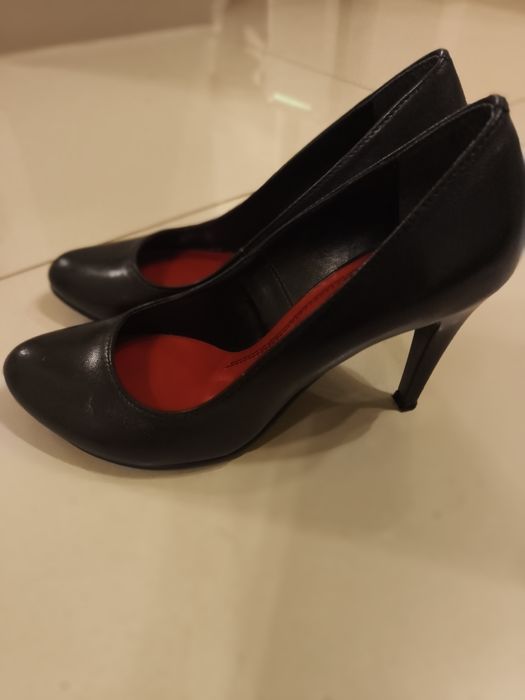 Buty na obcasie Lasocki