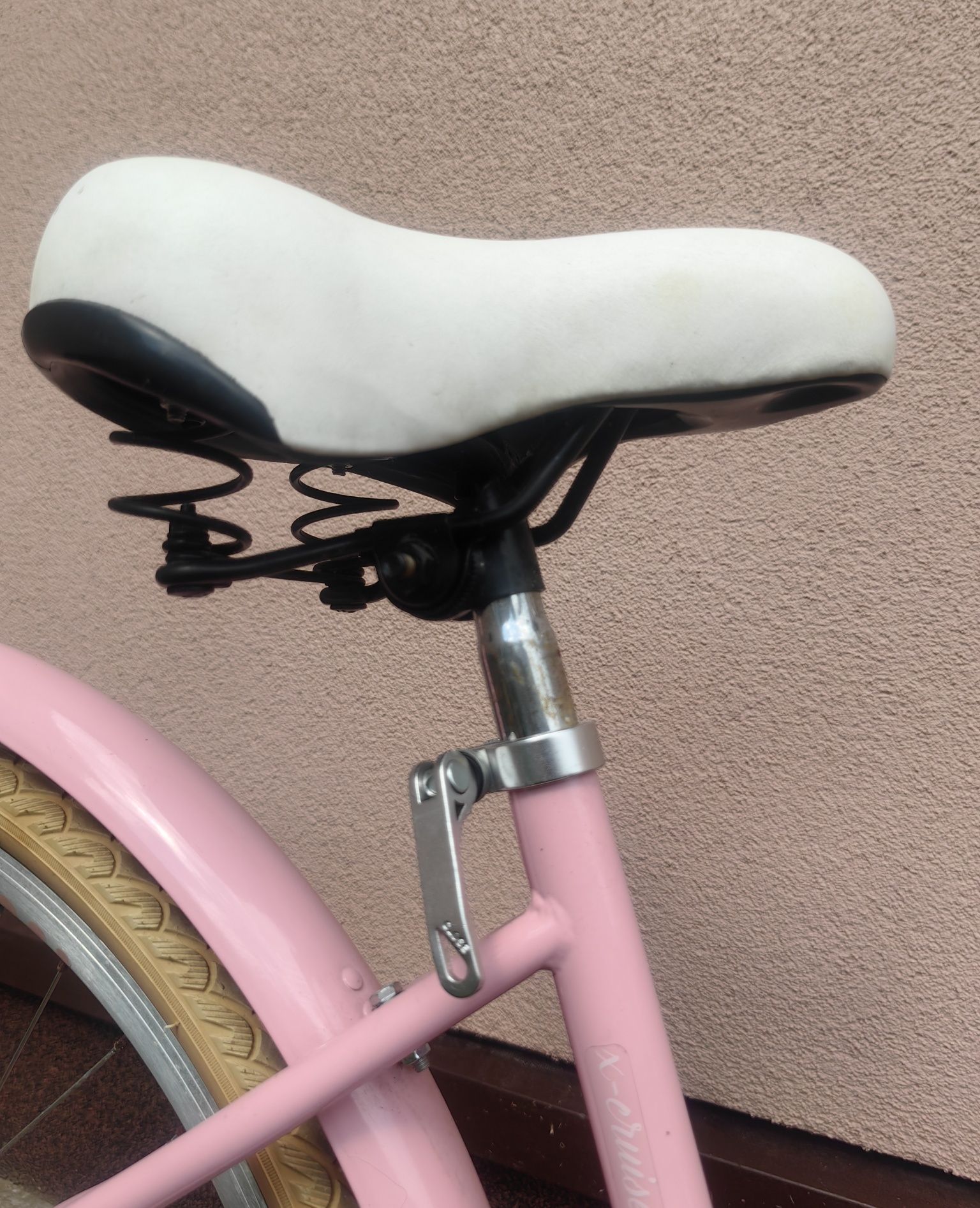 Rower różowy dla dziewczynki  Indiana X-Cruiser Jr Różowy 24