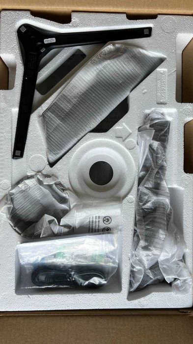 Продам свій монітор Samsung LS28AG700NIXCI Odyssey G7!