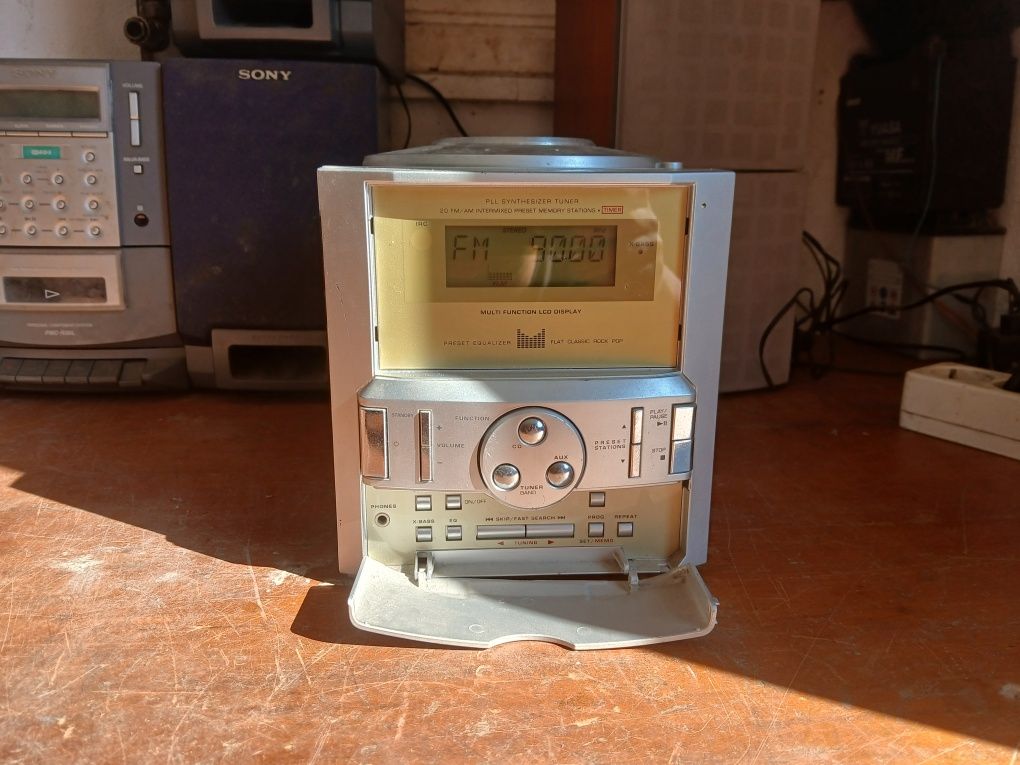 Rádio de cassetes e CD