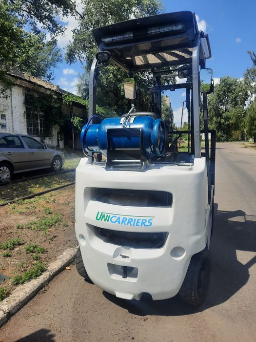 Погрузчик (навантажувач) NISSAN