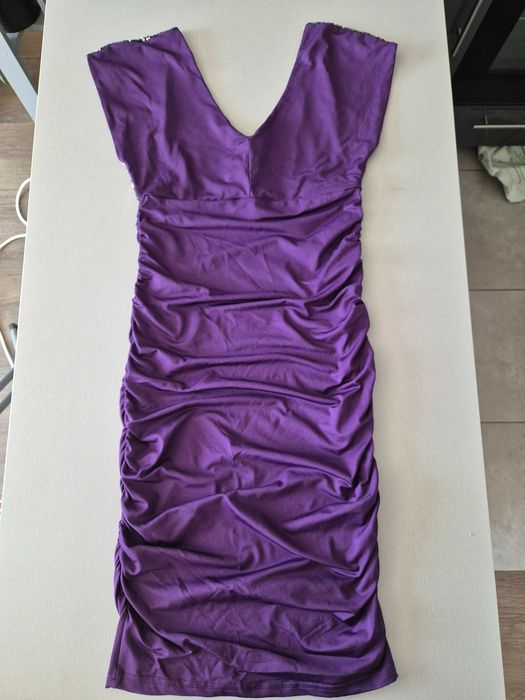 Fioletowa wieczorowa sukienka cekiny dopasowana r. 34 (XS)