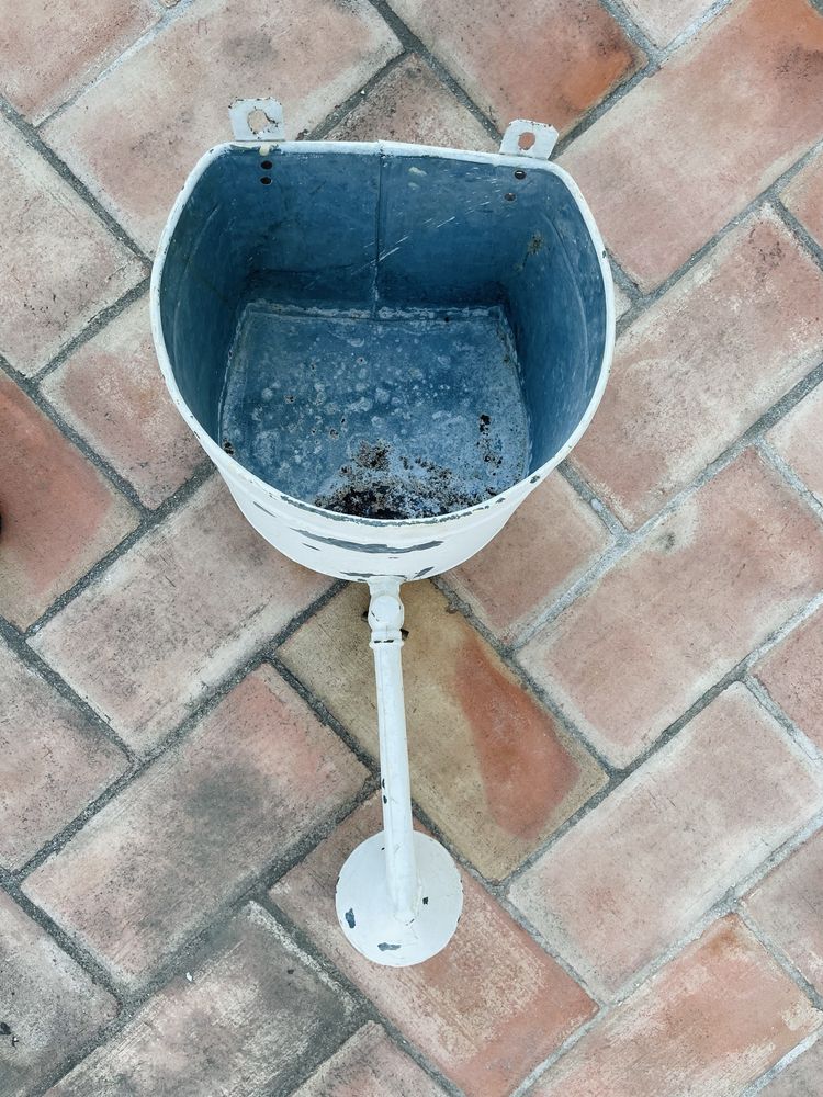Chuveiro de zinco antigo, vintage