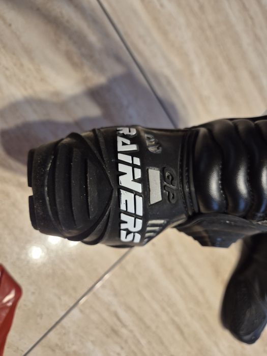 Buty motocyklowe Rainers