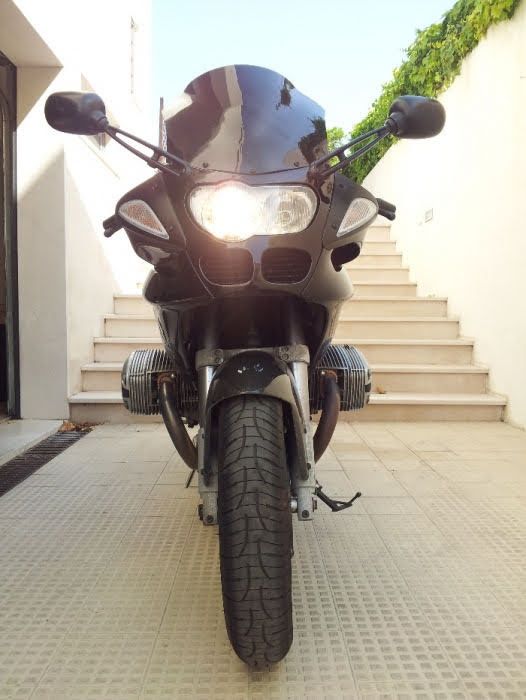 BMW R1100S com ABS