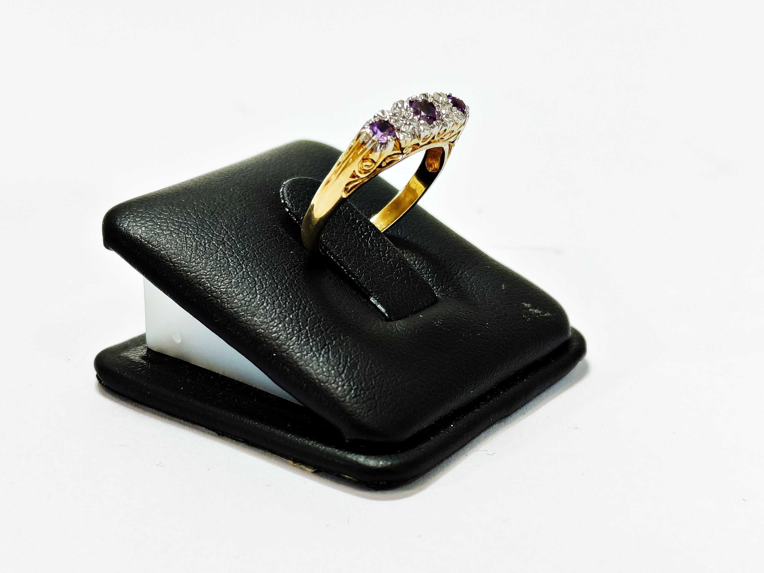Unikatowy złoty pierścionek ametysty diamenty 375
