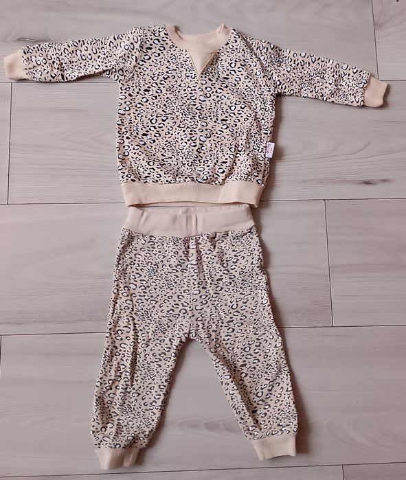 Komplet panterka 68 spodnie i bluza