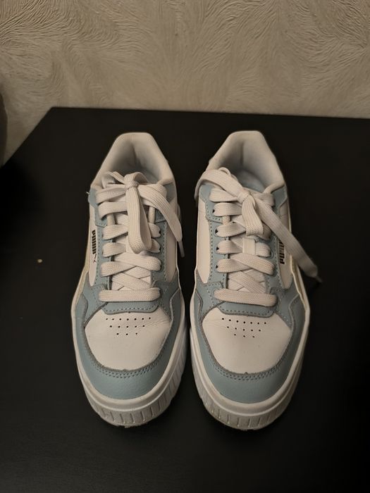 Кросівки PUMA жіночі , блакитні з білим. Кросовки Пума.