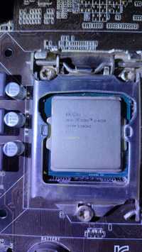 Продам хороший cpu i 3 4330 3.50GHz s1150.