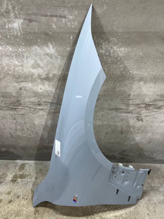 Крилo до bmw g26 в кольрорі c4p