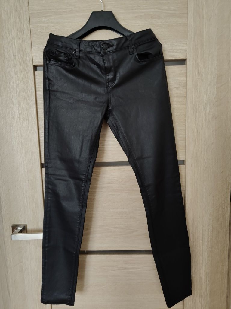Zara woman r.34 woskowane