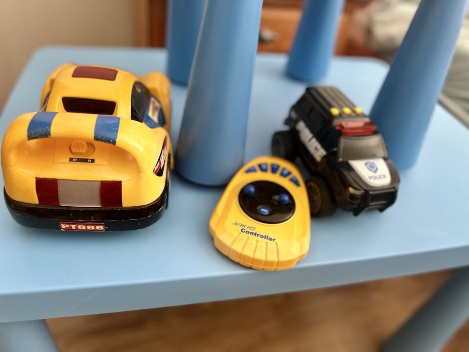 Zabawki i gry, puzzle i kolejka