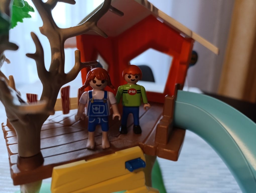 Playmobil domek na drzewie