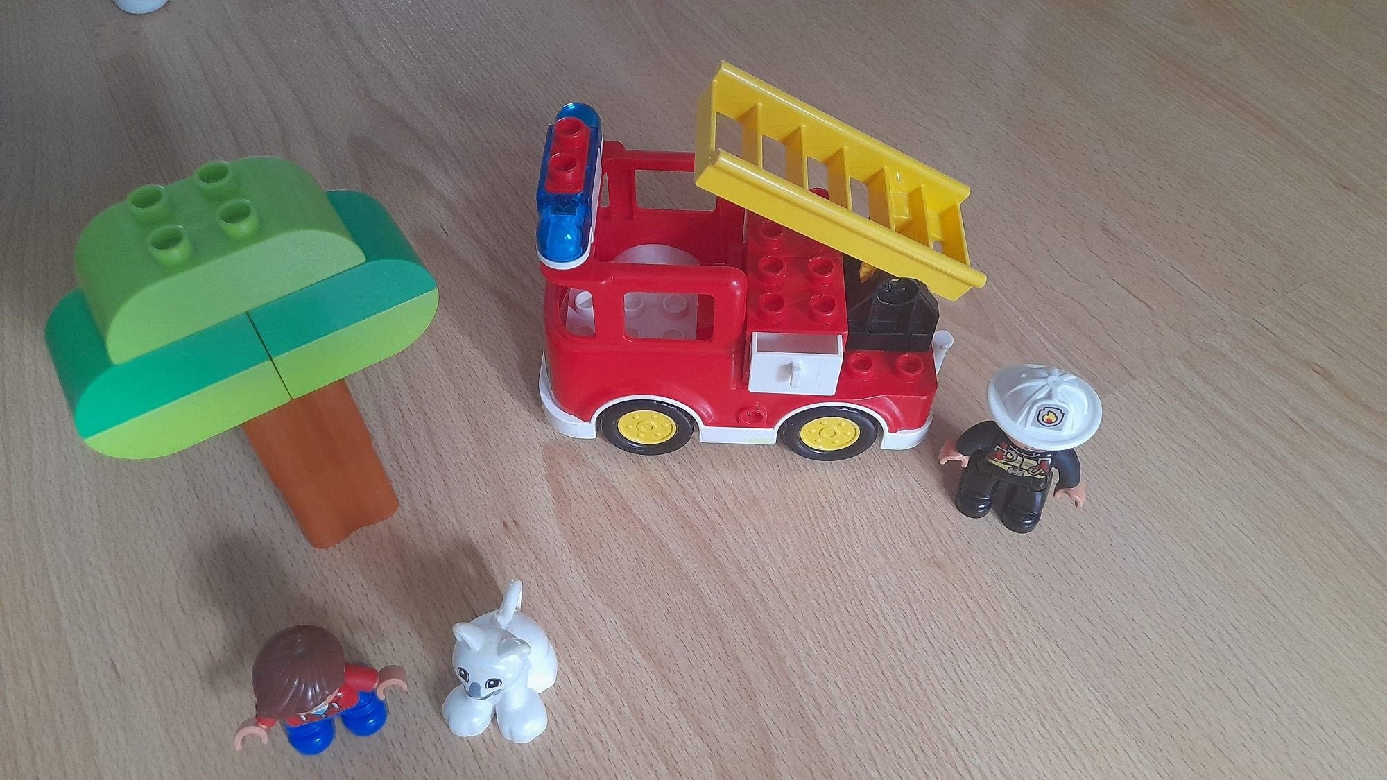 Lego duplo straż pożarna kotek drzewo