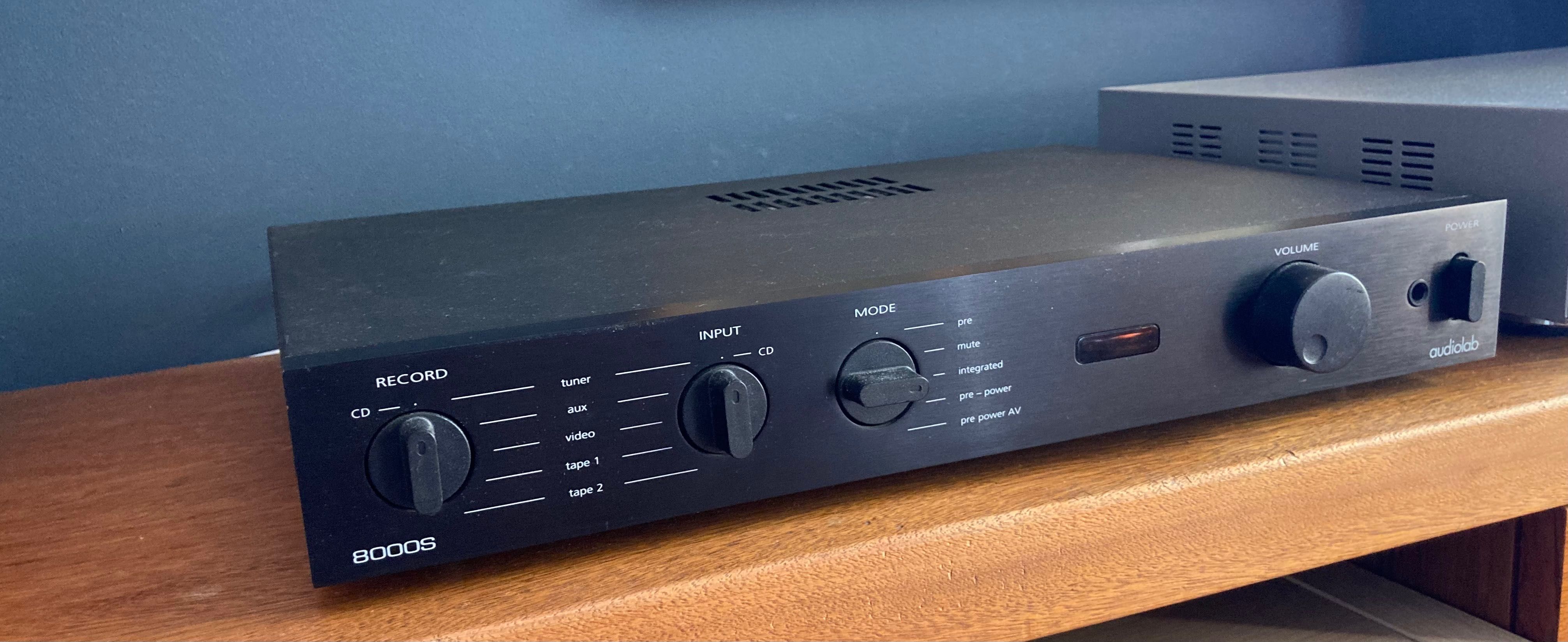 Audiolab 8000S versão UK