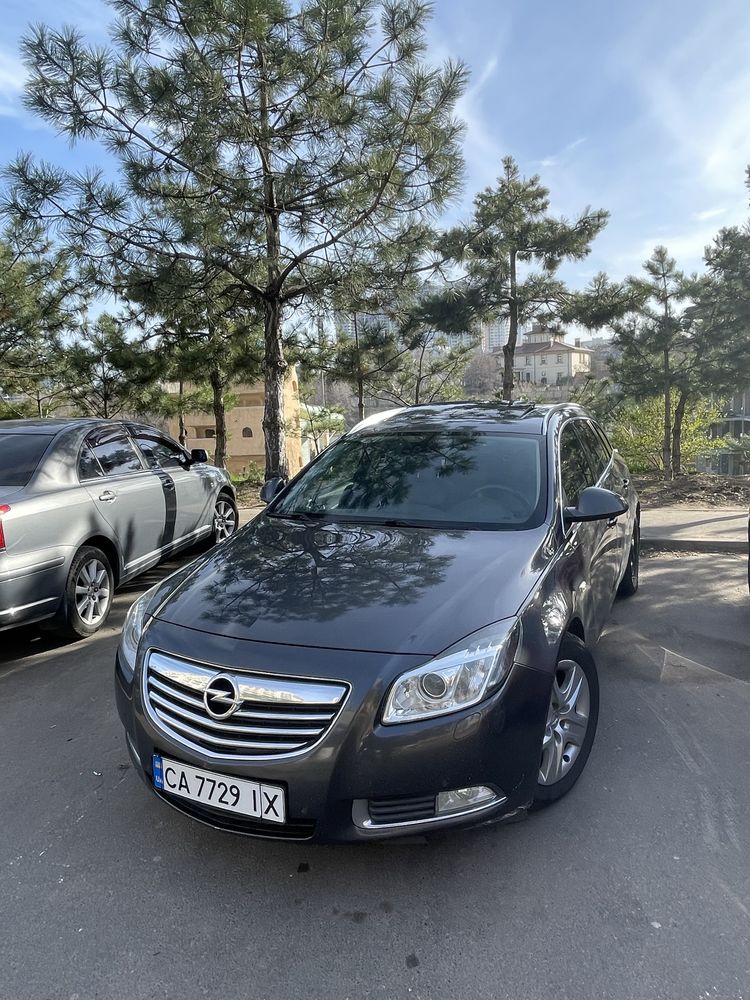 Opel Insignia 2009 рік