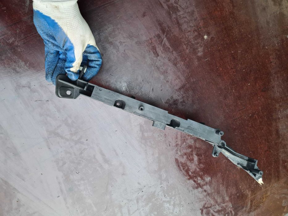 BMW X4 G02 2.0 D 20r X3 G01 dolna część ścianki przedniej prawa