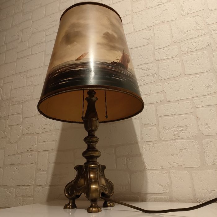 Lampa mosiężna unikat - lwie łapy 70cm z ręcznie malowanym kloszem - T