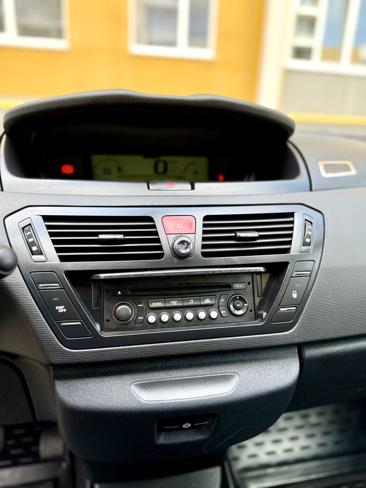Citroen C4 Picasso 2010г Автомат Минивен!