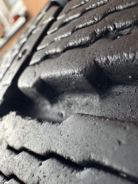 265/65 R17 Nokian зимняя резина 9+мм как новая 265 65 R17 зима