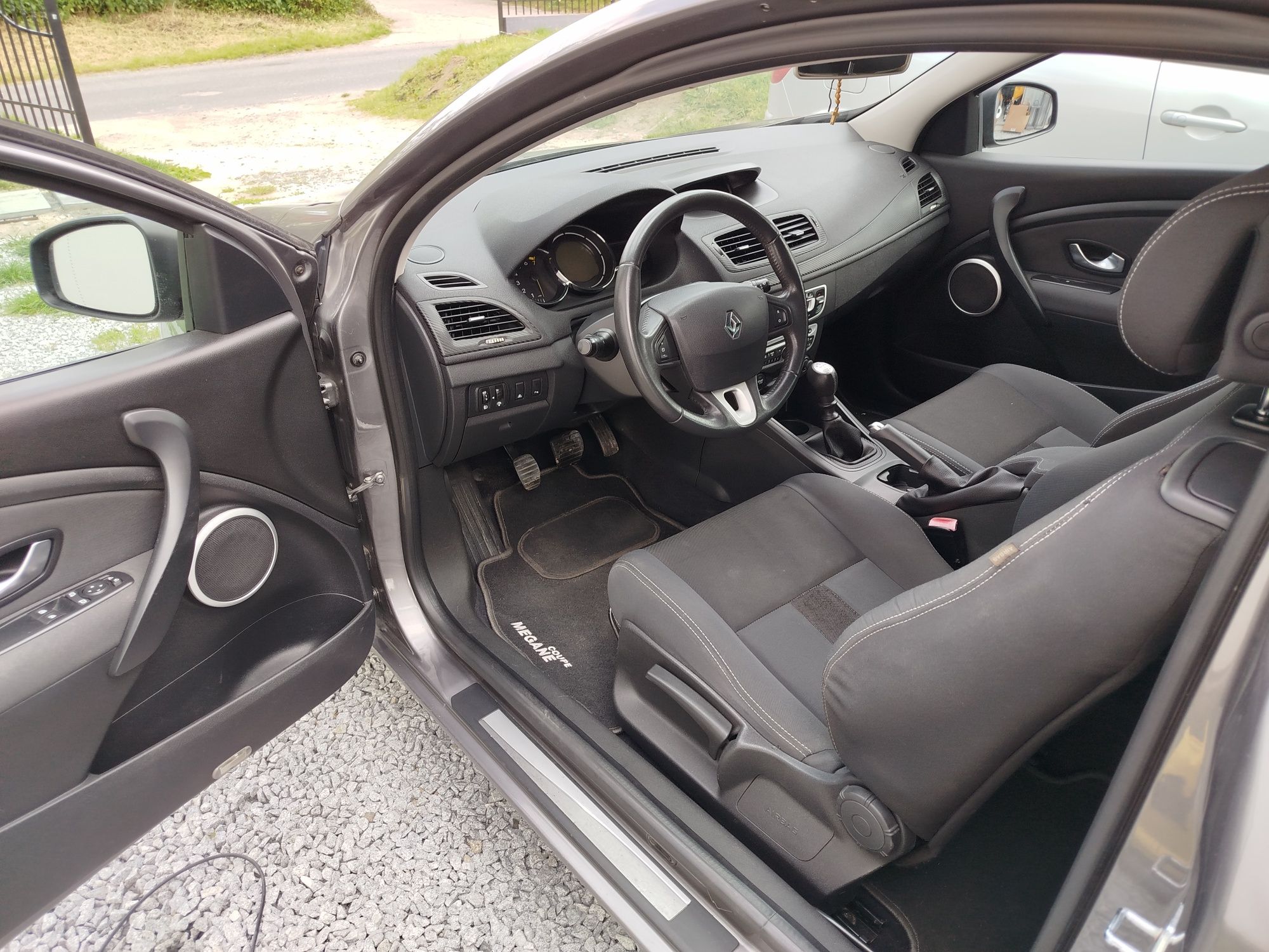 Renault Megane III coupe
