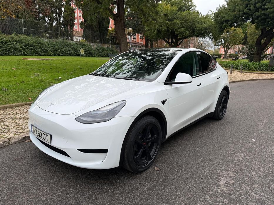 Tesla Model Y tração traseira nacinal