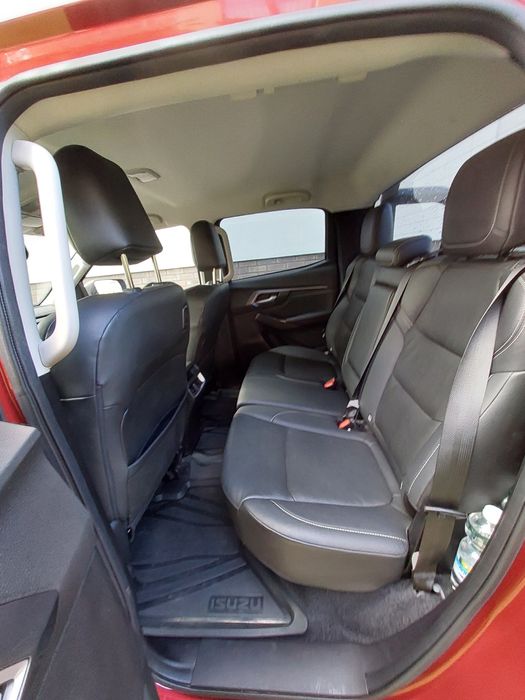 Isuzu d-max 1,9 DC 2022r. LSX