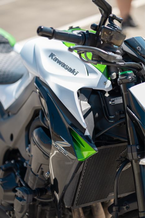 Kawasaki z1000 abs