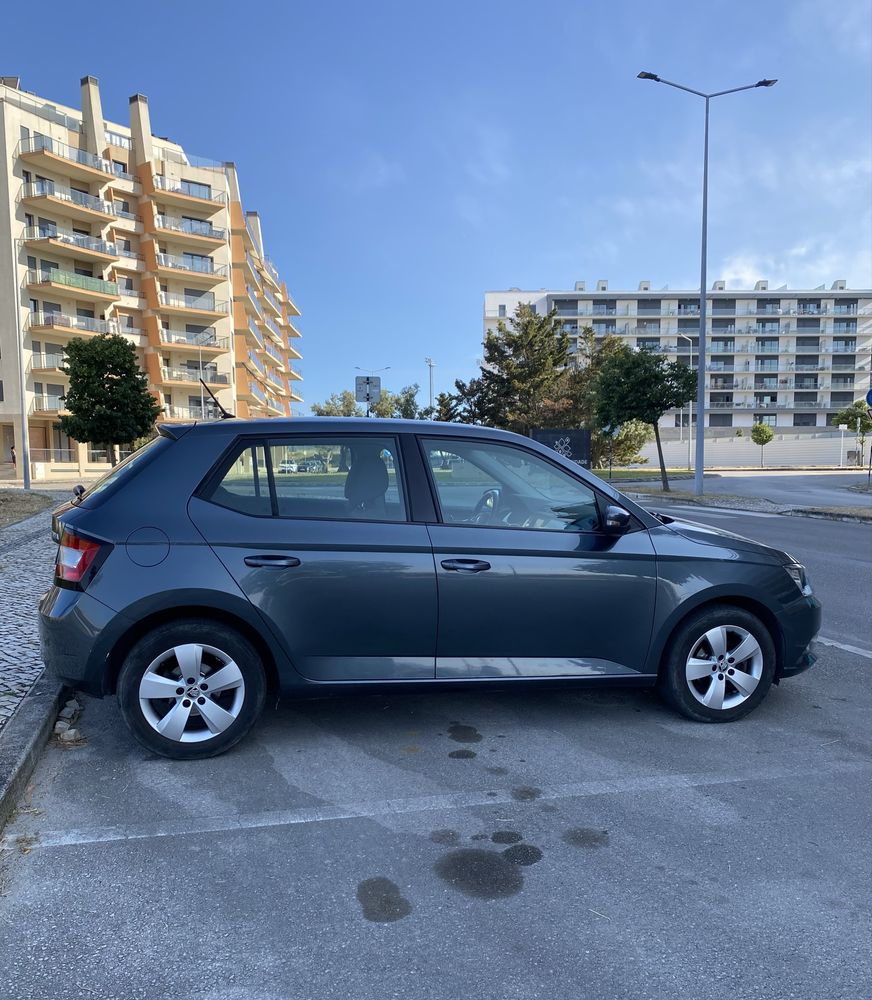 Skoda Fabia 1.2 TSI Ambition Impecável