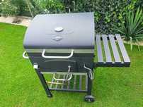 grill węglowy zamykany jamestown