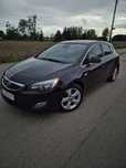 Opel Astra Opel astra J 1.4 turbo niski przebieg