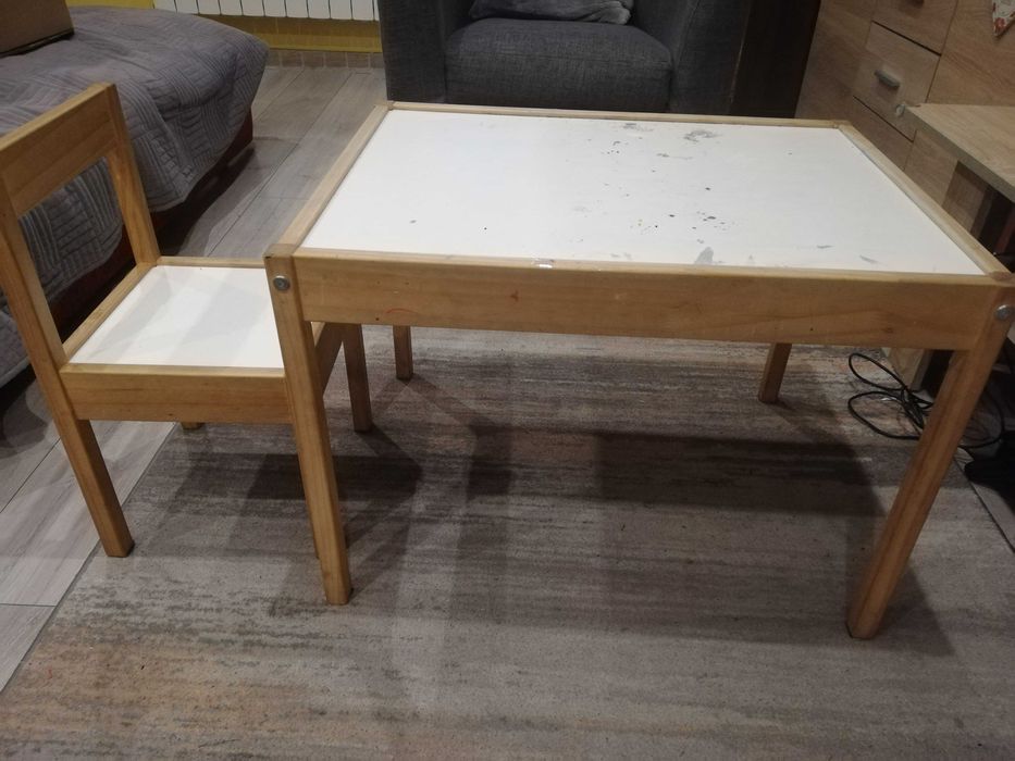 Krzesełko i stolik dziecięcy Ikea