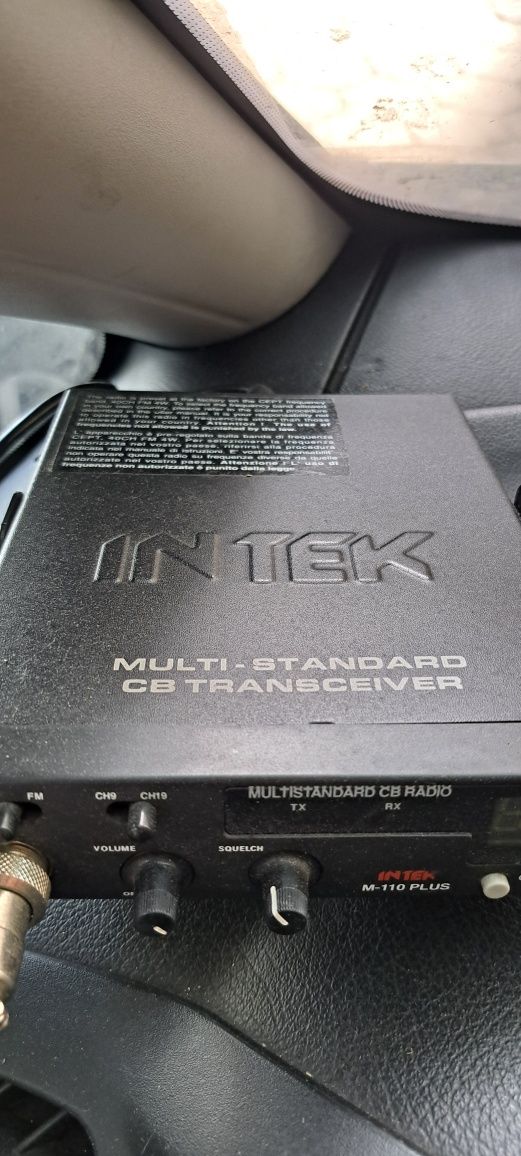 Cb radio intek m-110 plus