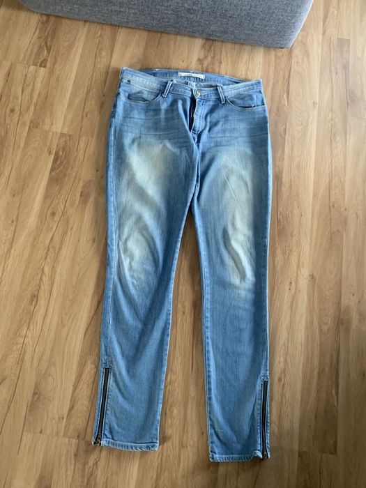 Sprzedam damskie spodnie Wrangler