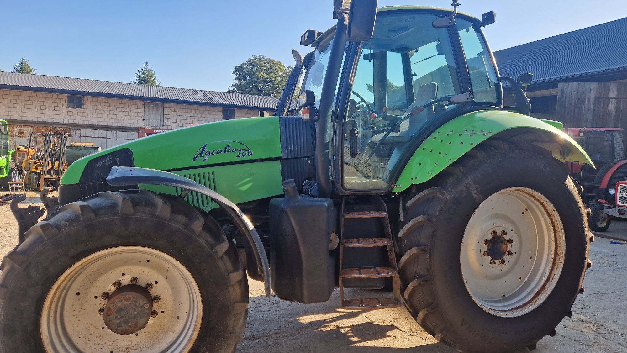 Ciągnik Deutz Fahr  Agrotron 200 Nie Fendt 720 820