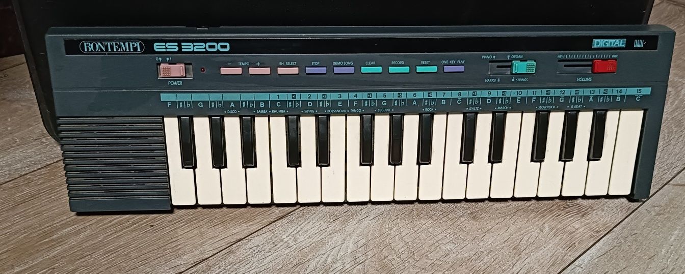 Keyboard Bontempi ES 3200