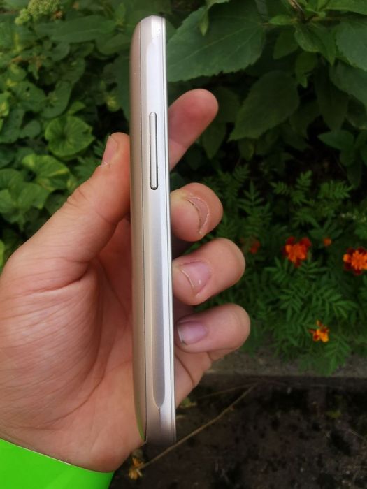 Samsung Galaxy J1 Mini Gold