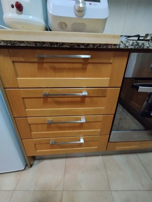 Cozinha completa e bancada