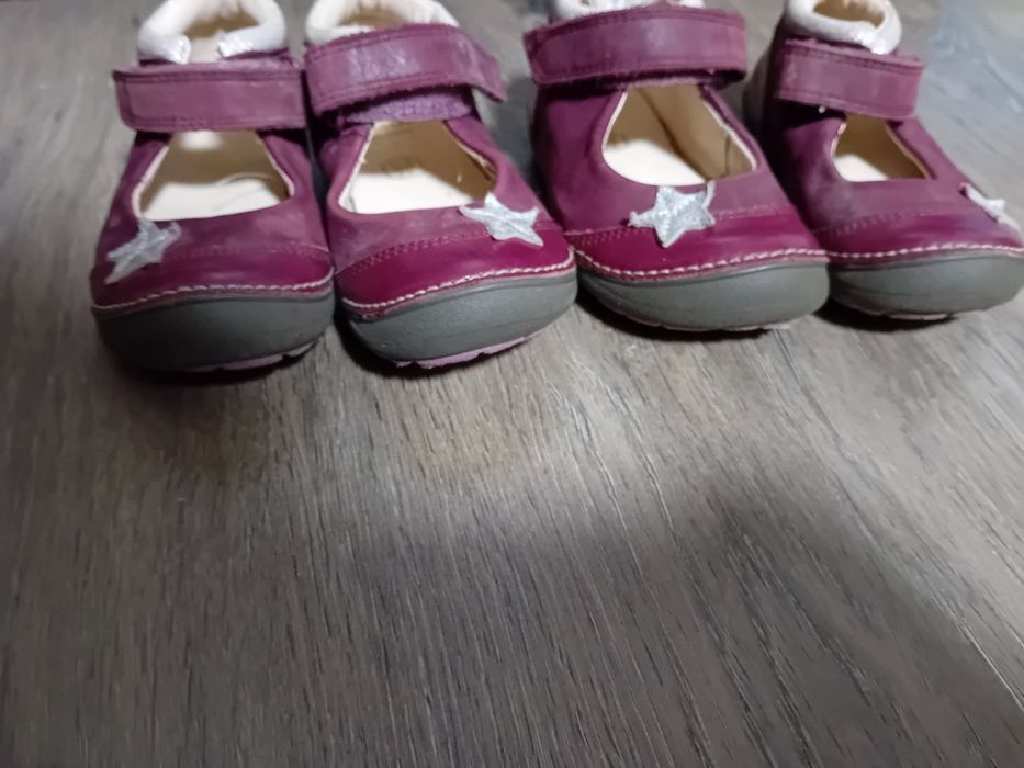 Туфлі для двійні,близнят clarks