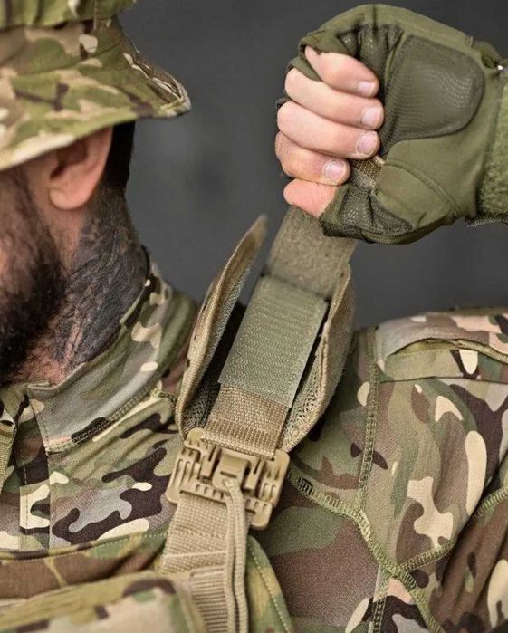 Плитоноска Бронежилет с подсумками Single Sword пиксель 4 точки сброса