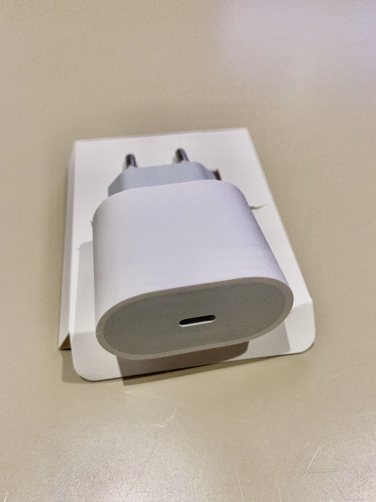 Carregador rapido / fast charge - iphone 20w