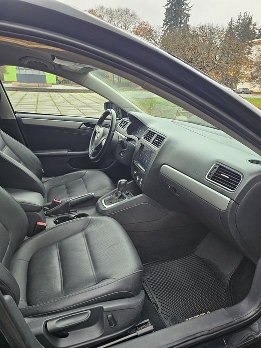 Volkswagen Jetta 2013