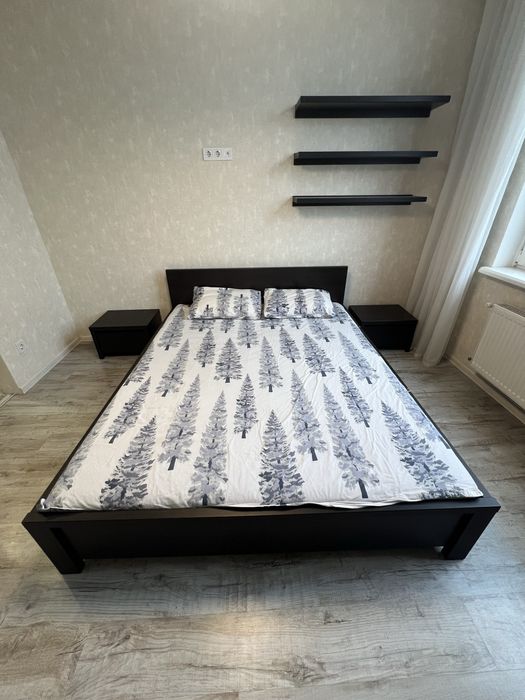 Продам кровать с матрасом в хорошем состоянии.