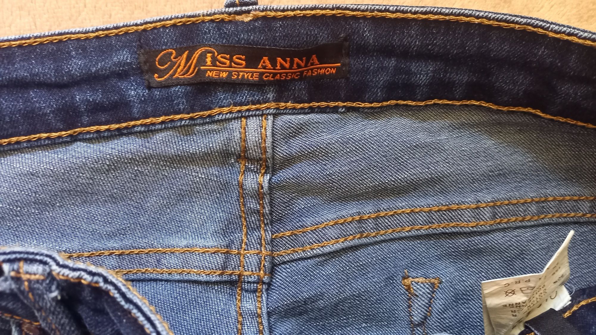 Spodnie jeans r.38/40 zdobione kwiaty
