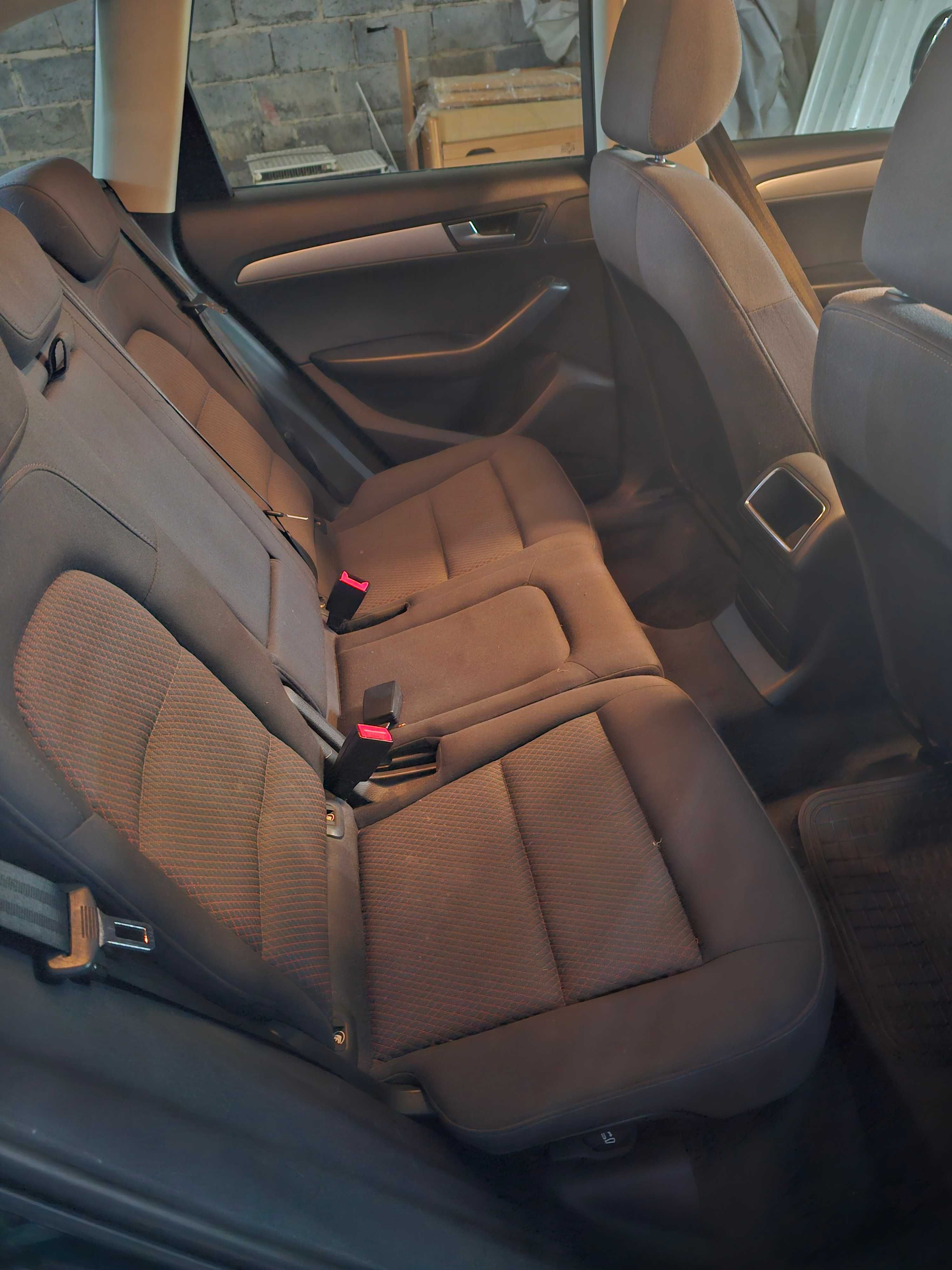 Fotele Kanapa Wnętrze Boczki Audi Q5 8R 08-14R Części